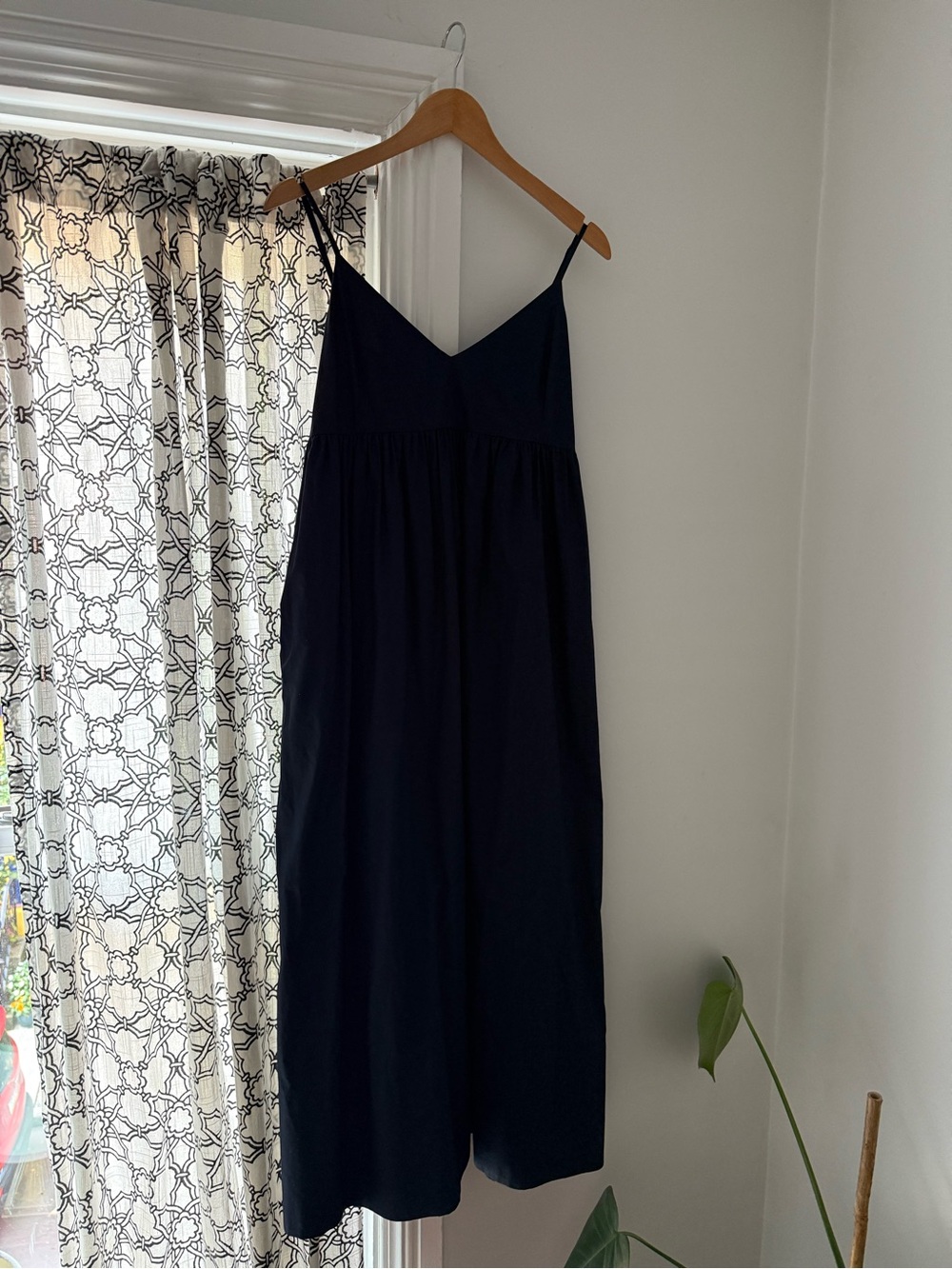 Jenni Kayne Navy Cove Dress Maxi with Side Pockets - Picture 5 of 8